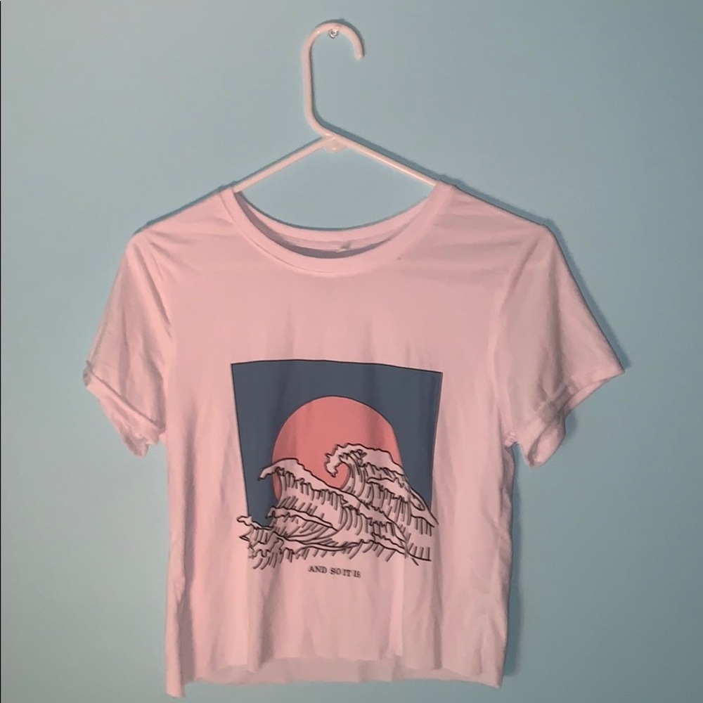 white cute crop top!!